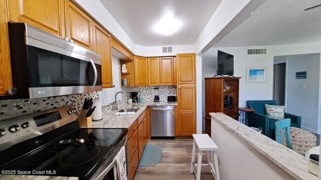 Foto del edificio - 5600 N Banana River Blvd