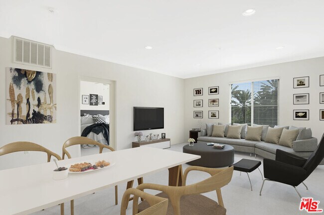 Foto del edificio - 6020 S Seabluff Dr