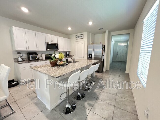 Foto del edificio - 617 Autumn Breeze St