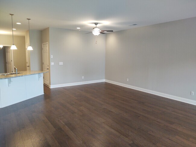 Building Photo - 134 Grandstand Blvd