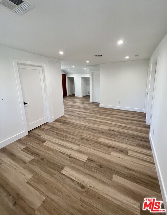 Foto del edificio - 4062 Marathon St