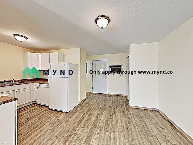 Building Photo - 2 br, 1.5 bath  - 1518 N Brook Ct Apt 2 Apt 2