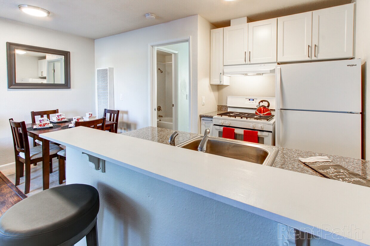Beautifully updated onebedroom apartments... Apartments in Lodi, CA