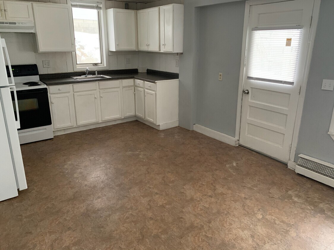 153 Union Ave, Laconia, NH 03246 Townhome Rentals in Laconia NH