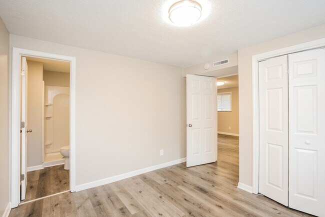 Foto del edificio - 181 Southridge Ln