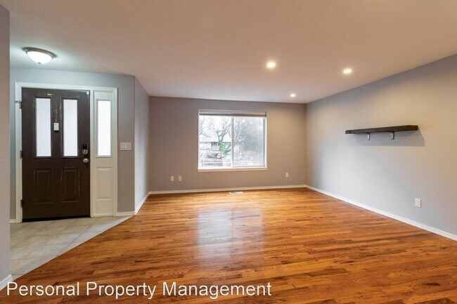 Foto del edificio - 4 br, 2.5 bath House - 4411 NE 131st Ave