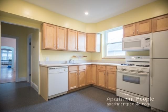 Foto principal - 4518 N Whipple St