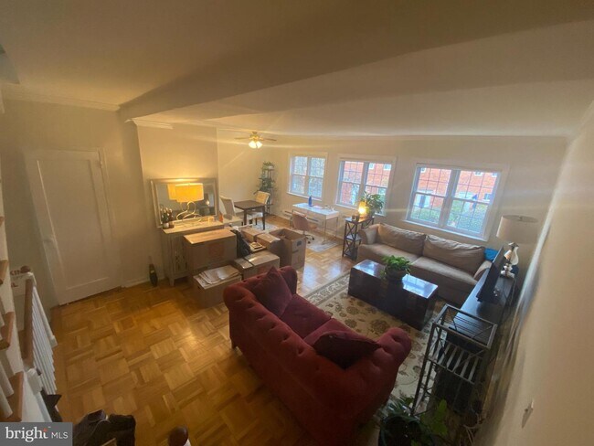Foto del edificio - 3216 Gunston Rd