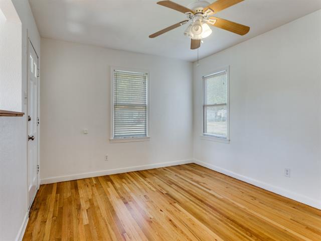 Foto del edificio - 5433 Thomas Ln