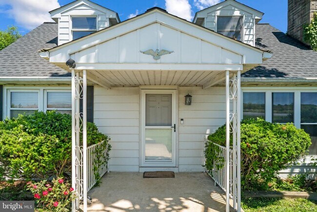 Foto del edificio - 15605 Hanover Pike