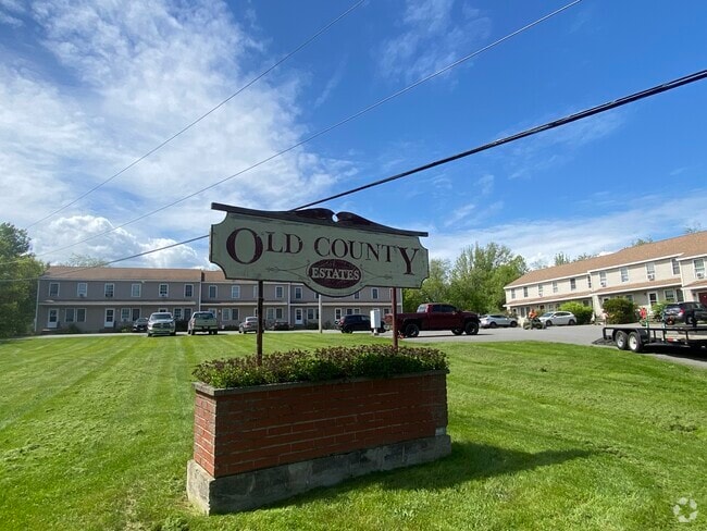 Building Photo - Old County Estates