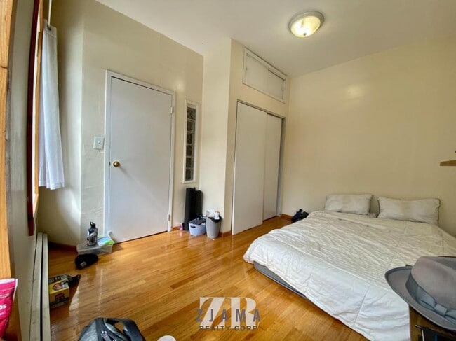 Foto del edificio - 2 bedroom in Brooklyn NY 11215