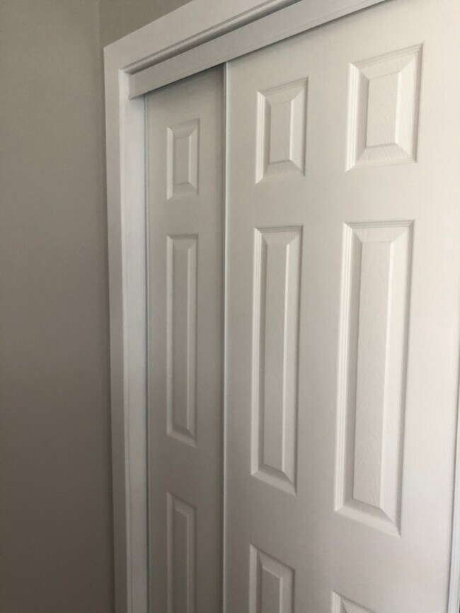 6 panel doors - 1111 W Hawthorne St