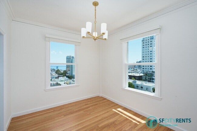 Foto del edificio - Russian Hill: Remodeled 9th Floor Apartmen...