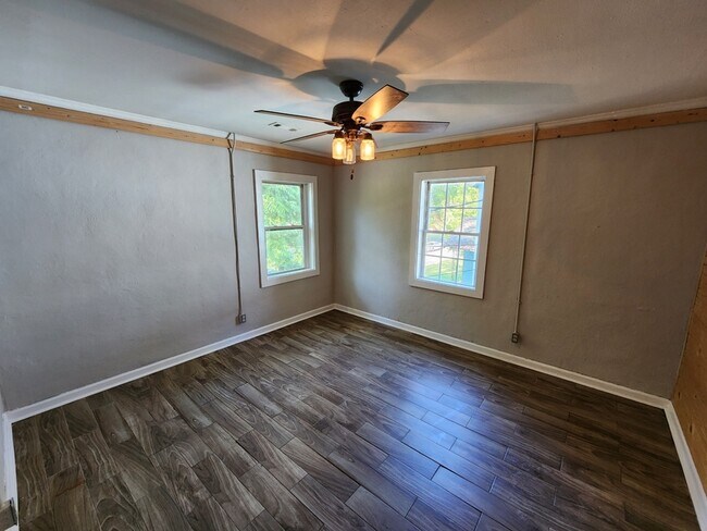 Photo - 543 Oliver Street NW - 1B Apartment
