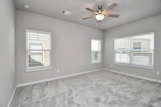 Building Photo - 23823 Cumberland Ridge Dr