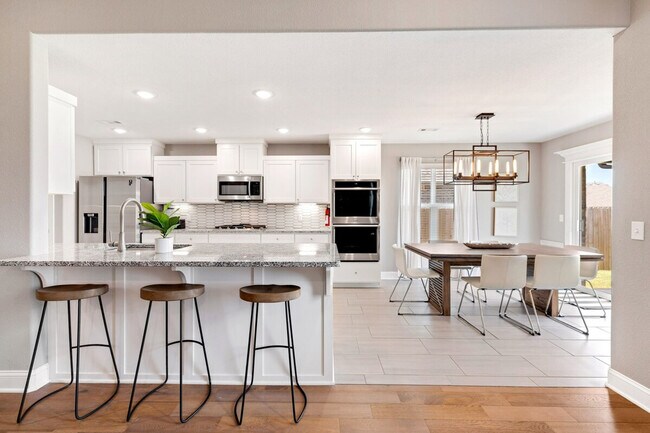 Foto del edificio - 3800 SW Mistletoe Ave