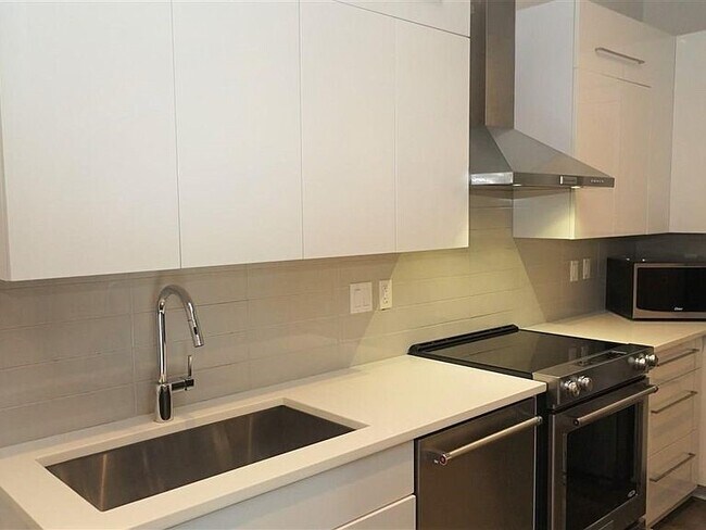 Foto del edificio - 302 SE Broadway St