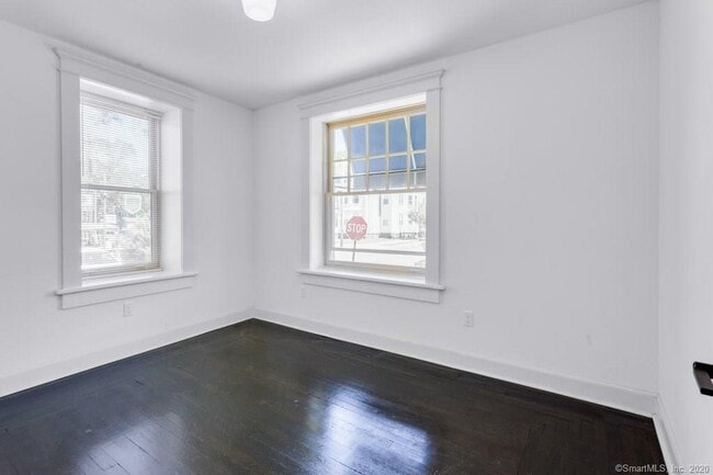 Building Photo - 516 Orange St