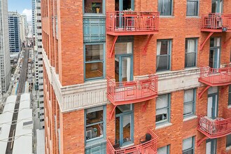 Building Photo - 208 W Washington St