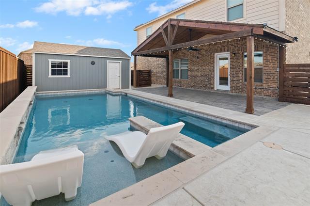 Foto del edificio - 3004 Cliffview Dr