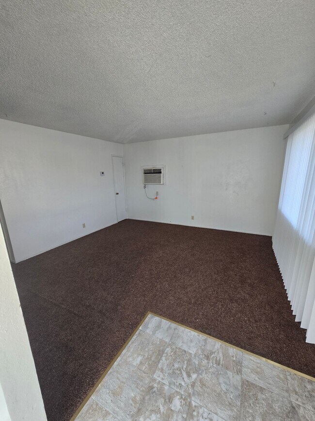 Foto del edificio - Charming 2 Bedroom/1 bathroom home