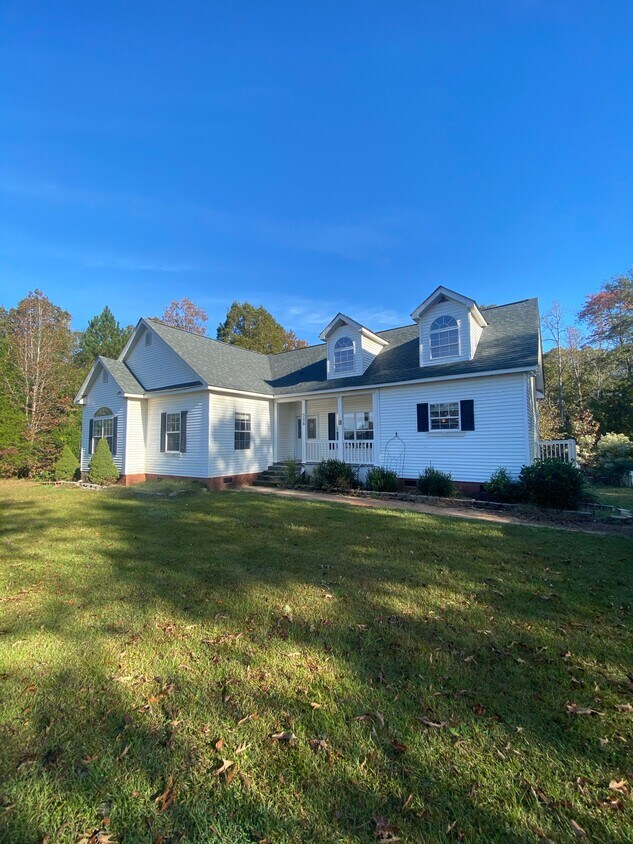 Foto principal - 308 Ferncliff Dr