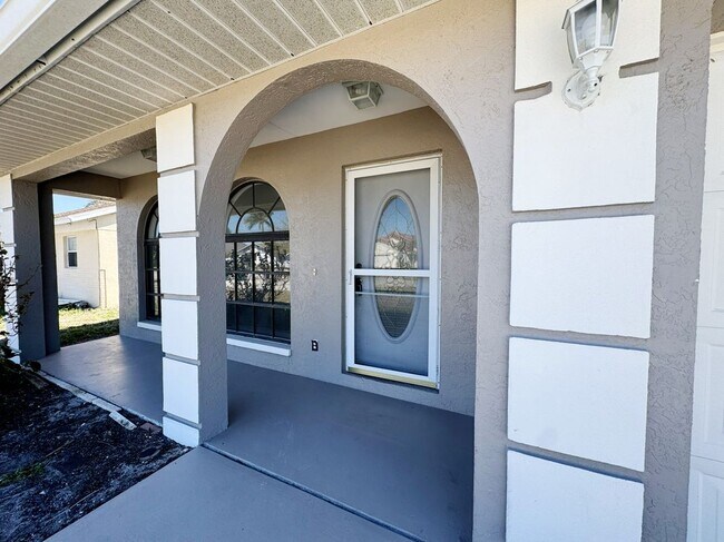 Foto del edificio - 630 105th Ave N