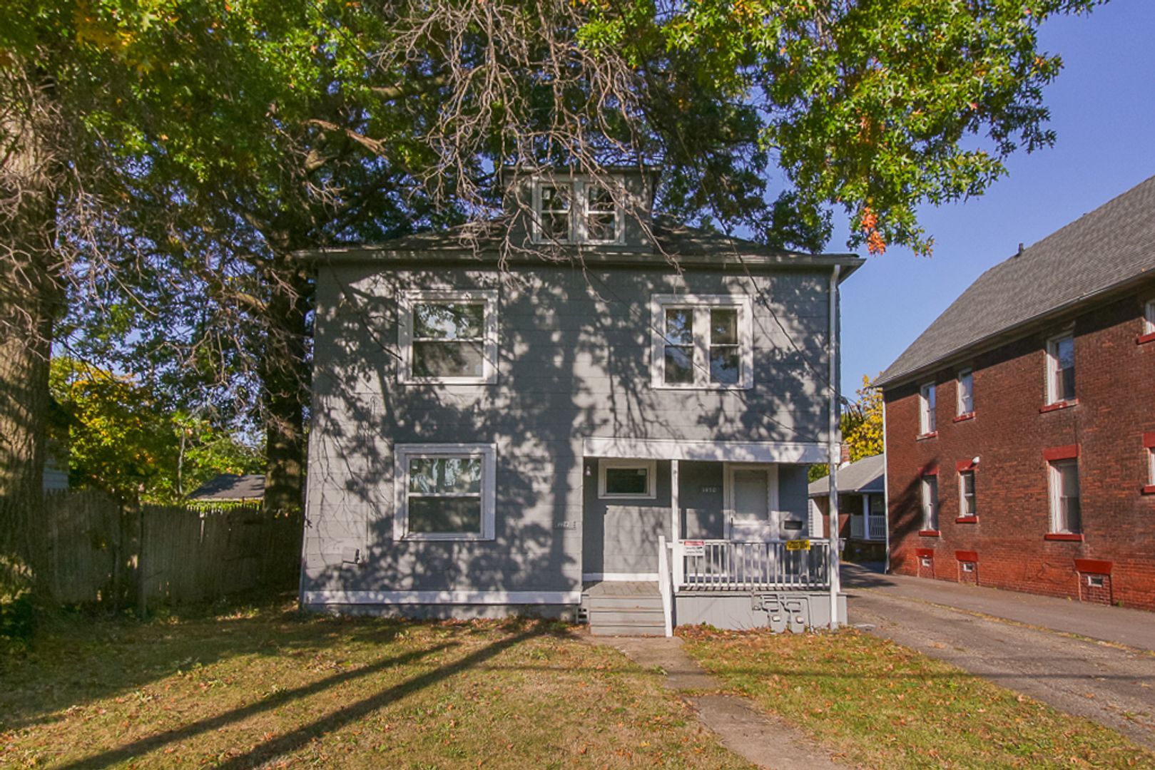 1470 W 110th St Cleveland, OH 44102 – photo 1