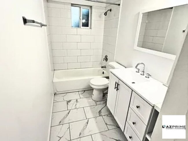 Foto del edificio - E Avalon Dr