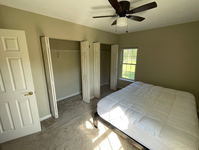 Foto del edificio - 2743 Rutland Rd