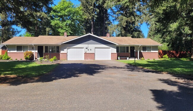 Building Photo - 9027 Boulder Ln SE