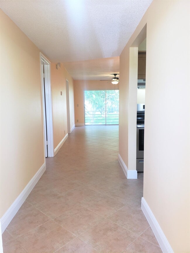 Building Photo - 2800 Fiore Way