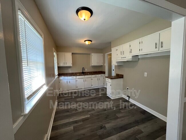 Foto del edificio - 1699 Frayser Blvd