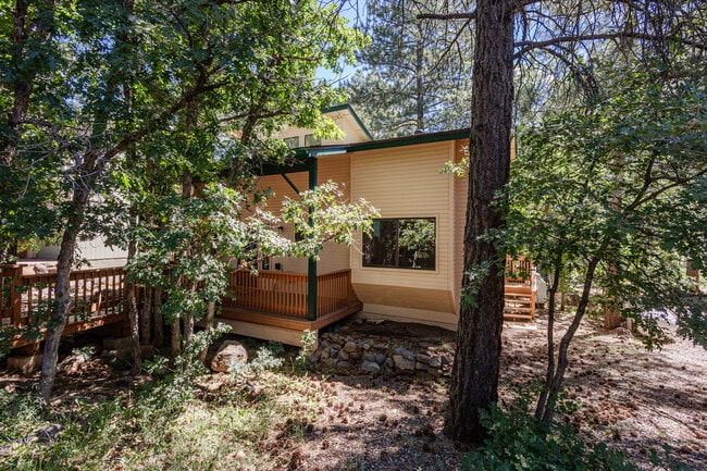 Photo - 335 Sandia Cir House