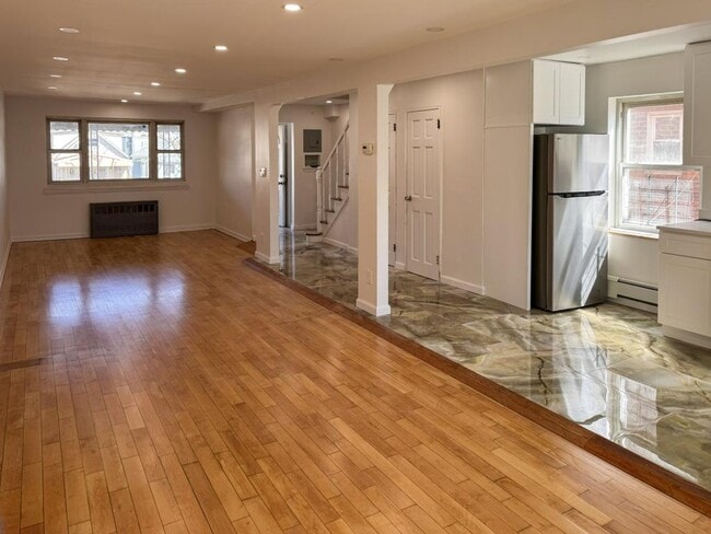 Building Photo - 1824 Rockaway Pkwy