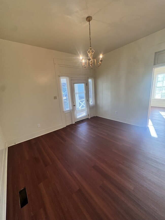 Foto del edificio - 4208 47th Ave N