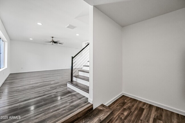 Foto del edificio - 5761 W Cholla St