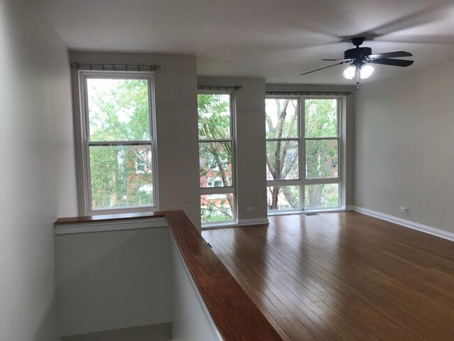 Building Photo - 3414 W Le Moyne St