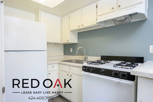 Foto del edificio - 14814 Gale Ave