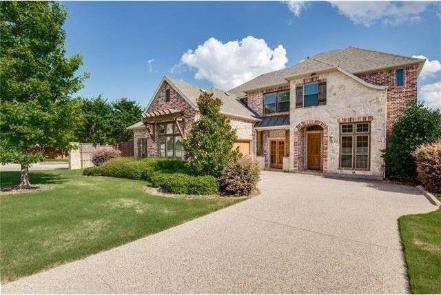 Foto principal - 9679 Carriage Hill Ln