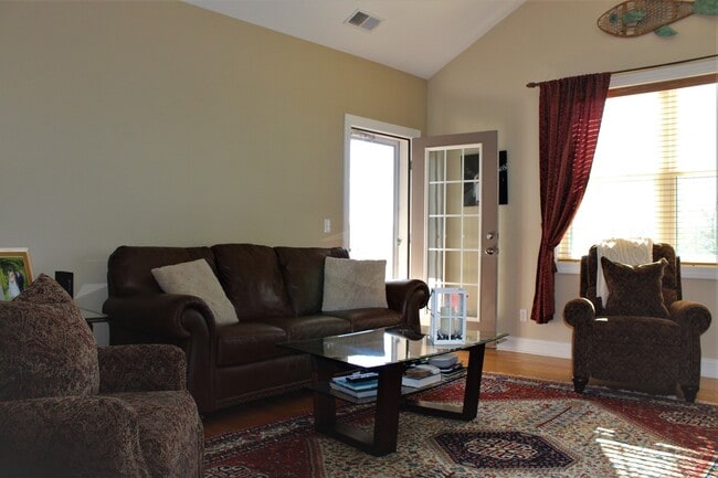 Living Room - 95 S Ridge Ln