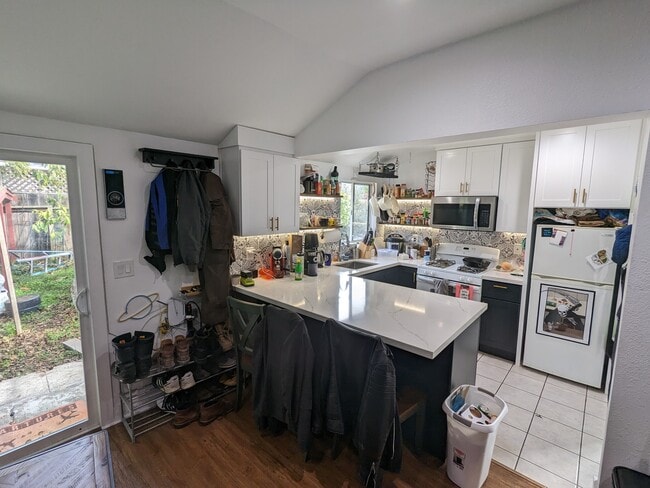 Huge, bright, modern kitchen! The gem of the whole ADU. - 3311 Loma Vista Way