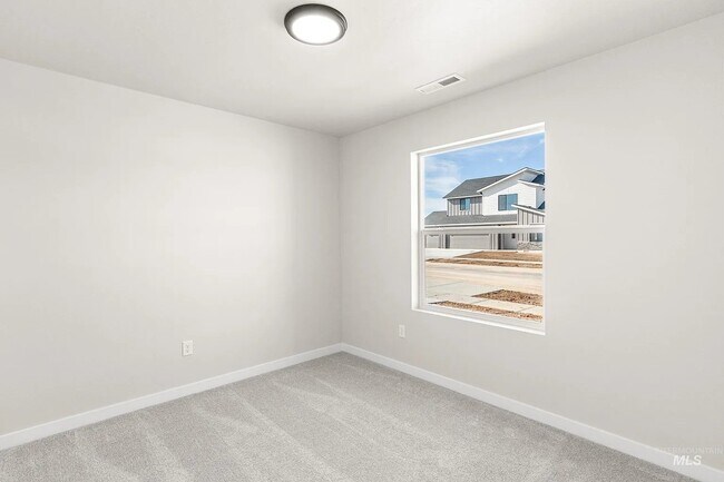 Building Photo - 3831 W Piscina Dr