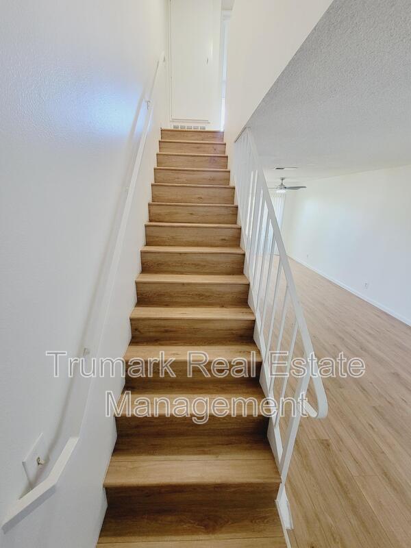Foto del edificio - 1041 Allen Ave