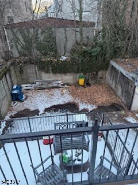 Foto del edificio - 75 Randolph Ave