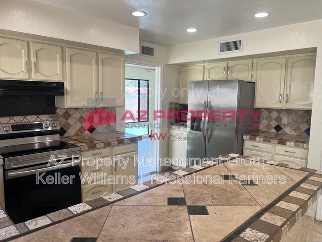 Foto del edificio - 5431 W Cochise Dr