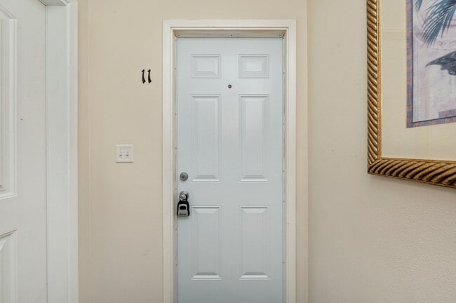 Building Photo - Niceville Condo w/Gorgeous Water View!