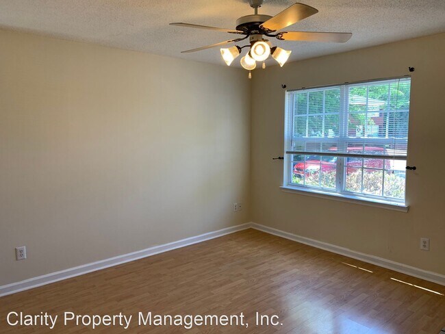 Building Photo - 3157 Willow Springs Dr NE