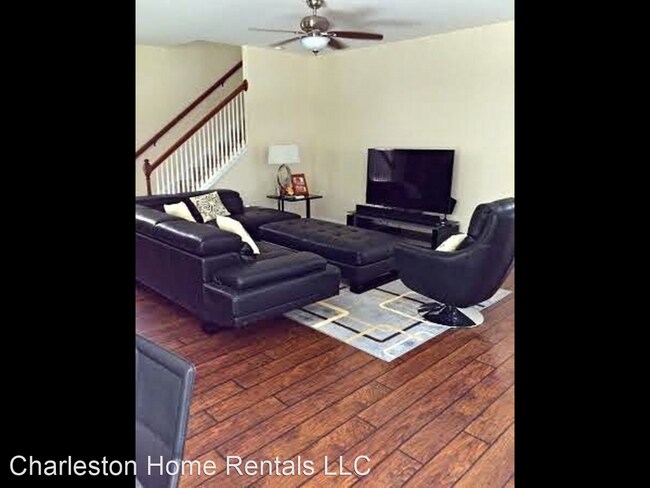 Foto del edificio - 3 br, 2.5 bath House - 235 Larissa Drive